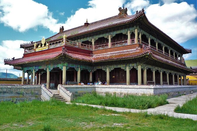 2 Day Central Mongolian Adventure - Day 1: Elsen Tasarkhai Sand Dunes, Camel Ride, and Hugnu Khan Views