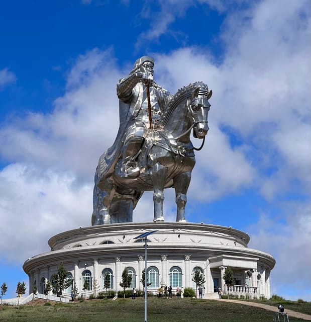 4 Day Best of Central Mongolia tour, Chinggis Khan statue - Should you book this 4-Day Best of Central Mongolia tour?
