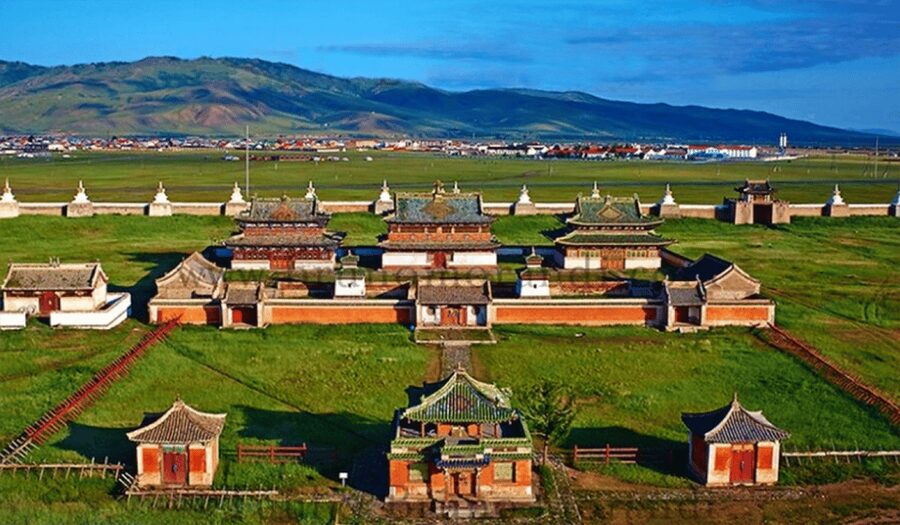4 Day Best of Central Mongolia tour, Chinggis Khan statue - Day 4 Terelj National Park, Aryabal Temple, and the Chinggis Khan statue complex