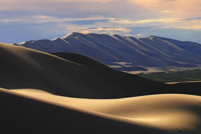 6 Days Gobi Desert Tour with complimentary airport pickup - Khongor Sand Dunes: Singing Dunes and Nomad Hospitality