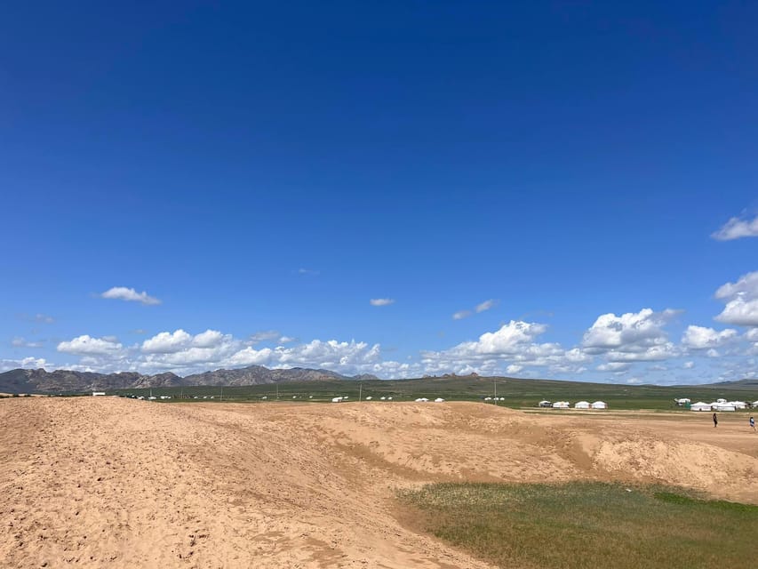Central Mongolia Guided 3-Day Comfortable Tour - Nomad family dinner, ger camp comfort, and the “how does it feel” part