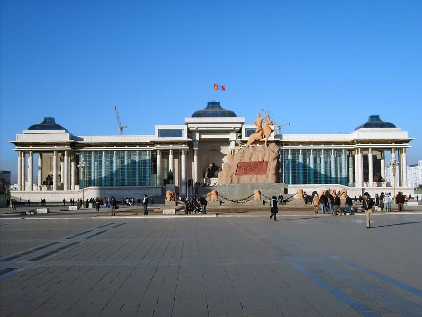 City tour all included, traditional music and dance concert - National History Museum, what to focus on when time is tight
