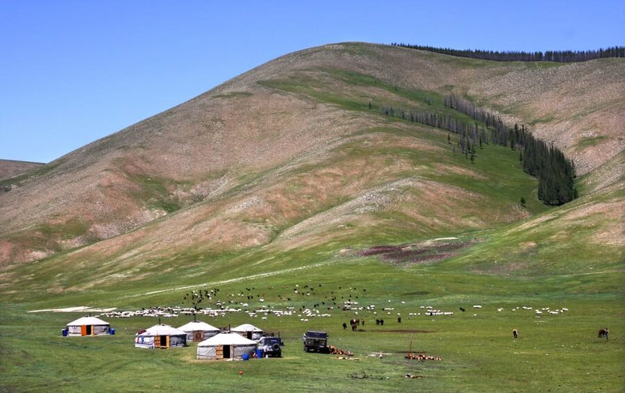 Day tour to Aglag creation monastery - The mountain walk: what you’re really signing up for