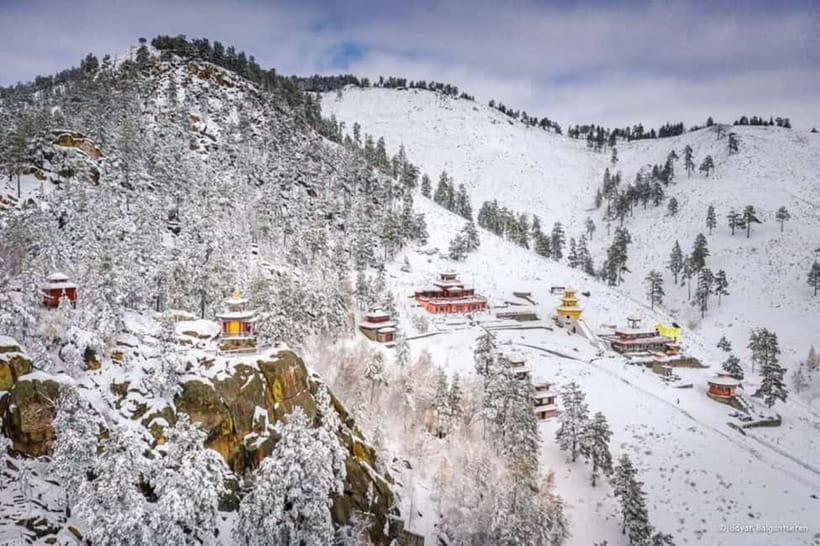 Day tour to Aglag creation monastery - Photo stops that are worth your time