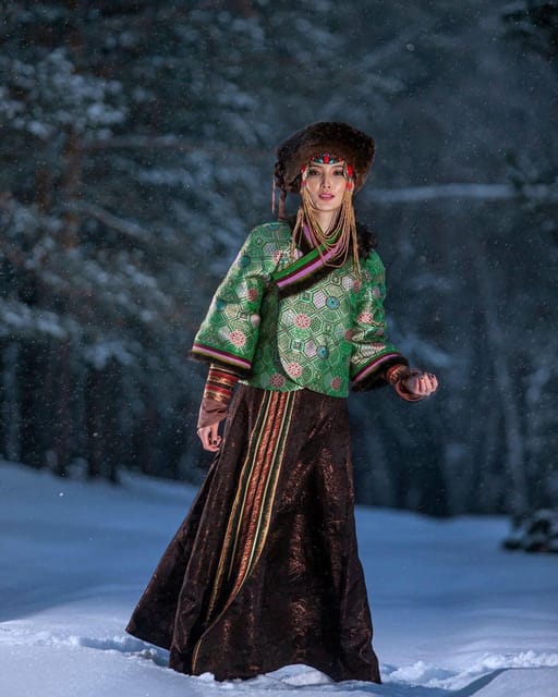 Day tour with Traditional clothes and photographer - From hotel pickup to a full Mongolia day