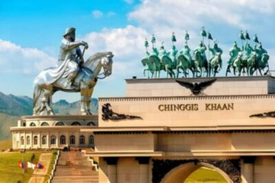 Day Tour to Chinggis khaan statue and Terelj NP.