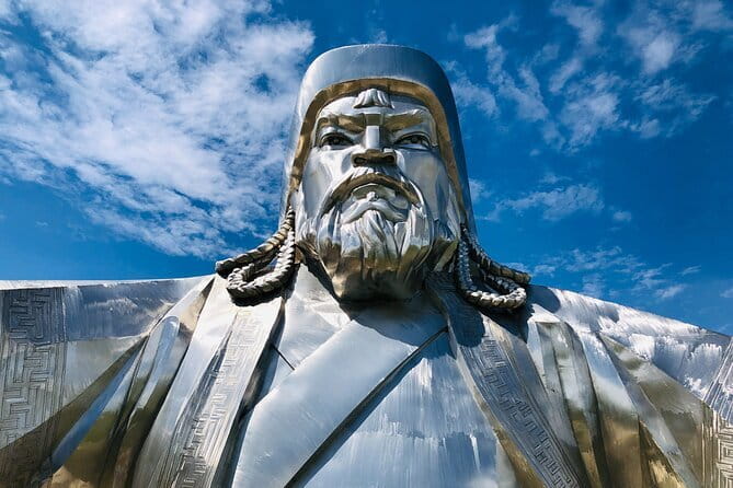 Full Day Chinggis Khaan Statue & Terelj NP Tour +Horseride, Eagle - Stop 1: Tsonjin Boldog Complex and the equestrian statue