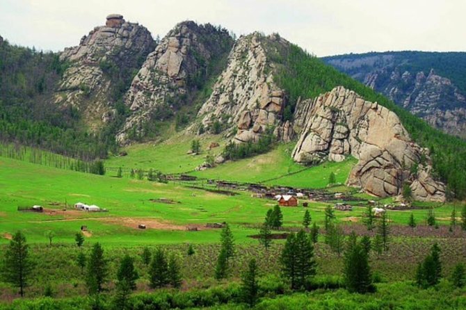Genghis Khan Statue Complex plus bonus of Terelj National Park - Turtle Rock lunch, a Mongolian break that actually helps