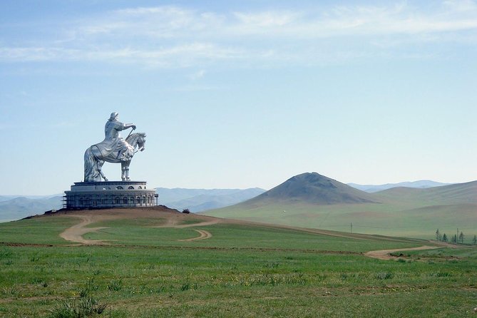 Genghis Khan Statue Tour + Bonus Gorkhi-Terelj National Park One Day tour - Pickup, timing, and why the start time matters