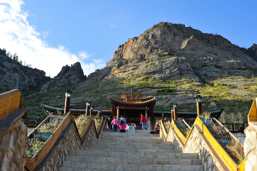 Mongolia: Genghis Khan Day Tour with Terelj National Park - The Aryabal Monastery Hike: Pleasant Path, Big Views